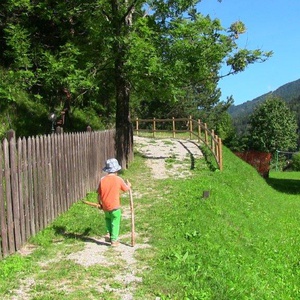 Foto 2 di Der Bobnia-Spazierweg