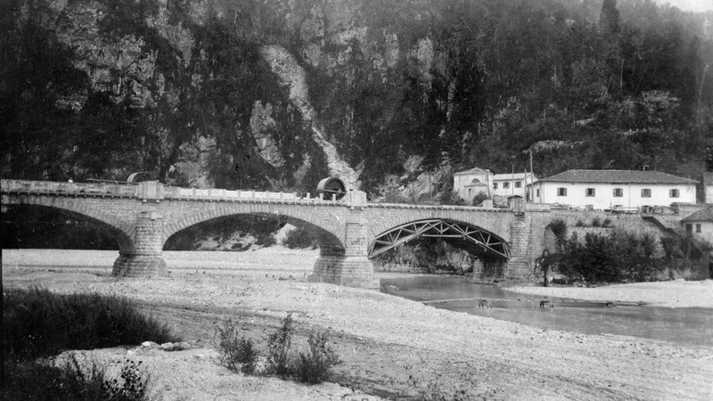 Ponte Moggio 2.jpg