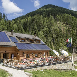 Foto 3 di Rifugio F.lli Nordio e R. Deffar - Ugovizza