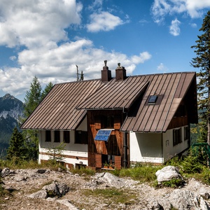 Foto 2 di Berghütte Luigi Pellarini - Tarvisio