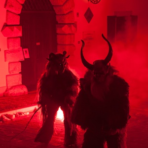 Foto 2 di Fest des Hl. Nikolaus und den Krampussen im Kanaltal 