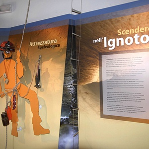 Foto 2 di Speläologie Dauerausstellungausstellung in Sella Nevea