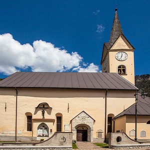 foto di Pfarrkirche Mariä Heimsuchung – Malborghetto 