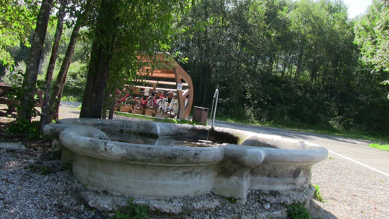 Fontana sulla Piana di Fusine