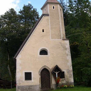 Foto 1 di Kirche der Heiligen Philip und Jakob  in Plezzut/Flitschl 